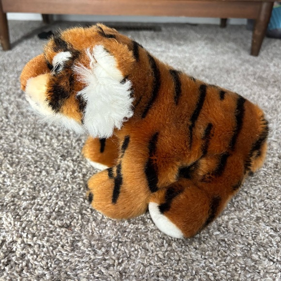 Vintage Steven Smith Plush Tiger floppy, fuzzy beanbag lovey toy - Picture 3 of 8